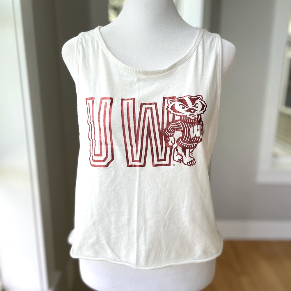 PINK UW Madison Badgers Cropped Backless Foil Print Graphic Tank Top Sz Large